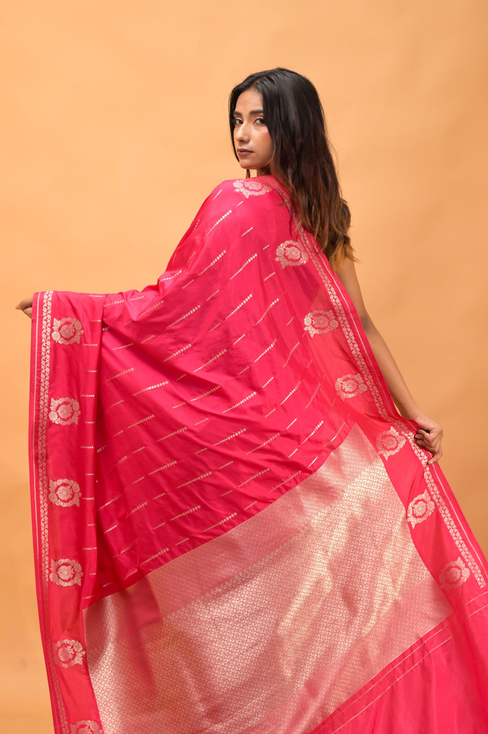 Woven Fuchsia  Pink Silk Saree with Zari Detailing